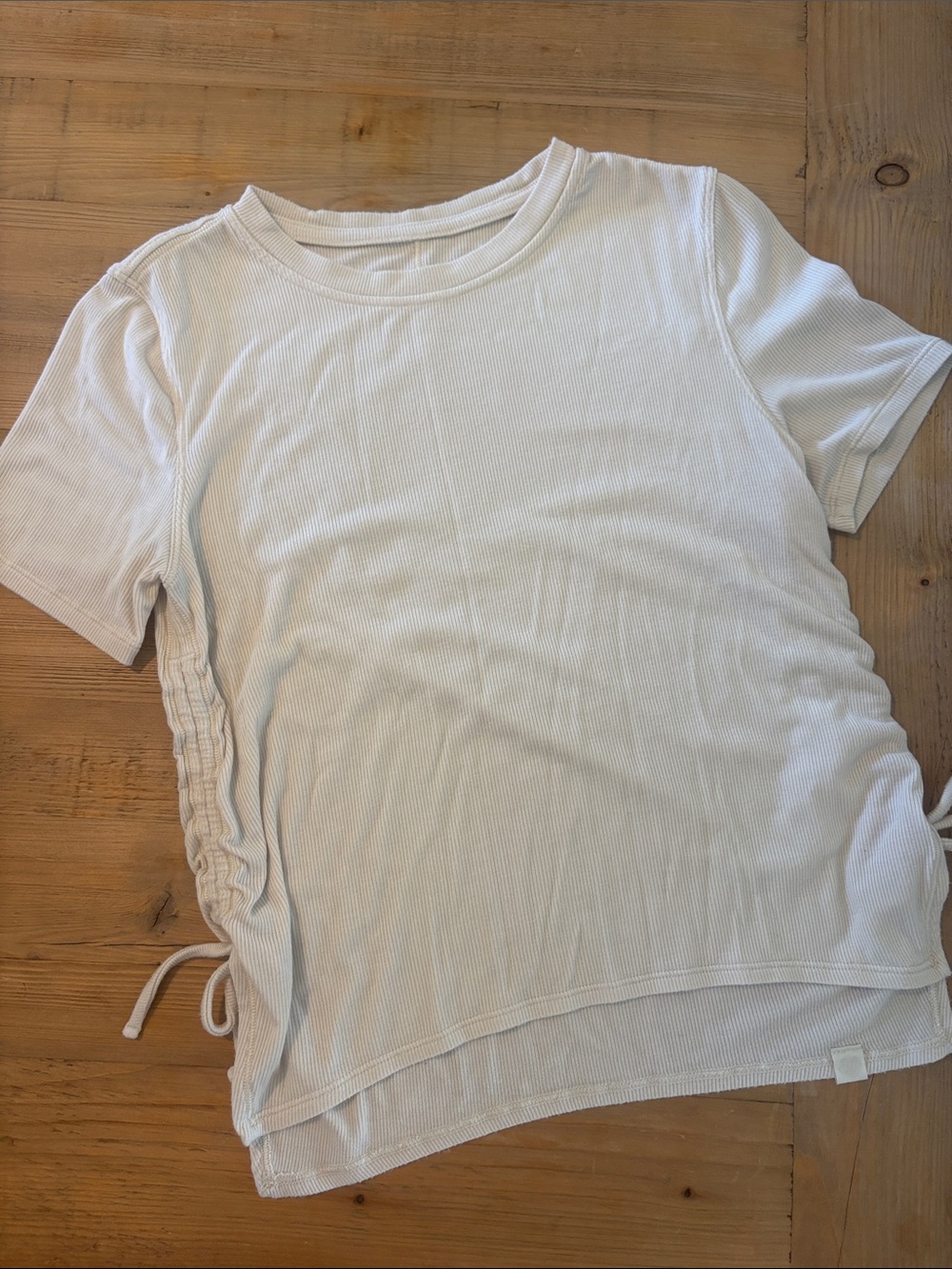 ribbed LuLuLemon athletic top